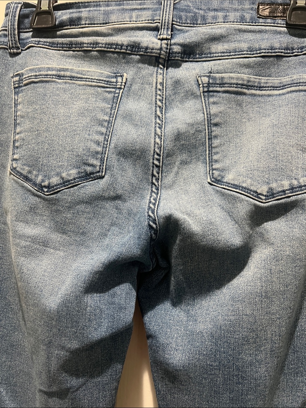 Kenneth Cole Light Blue Cropped Stretch Jeans - Picture 9 of 12